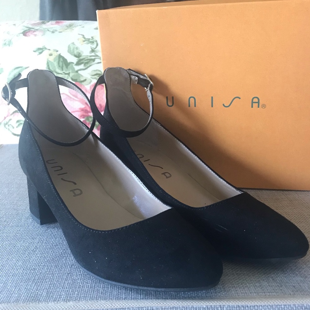 Unisa ladies black lie heels